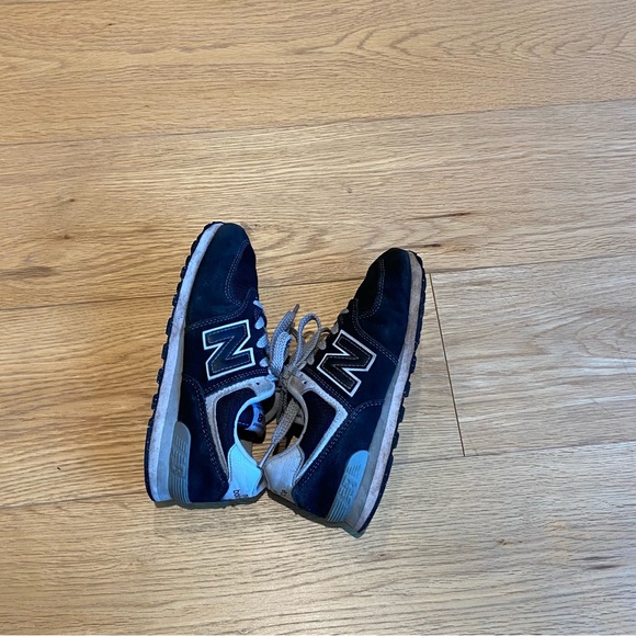 Kids New Balance 574 Classics size 2 - Picture 4 of 6